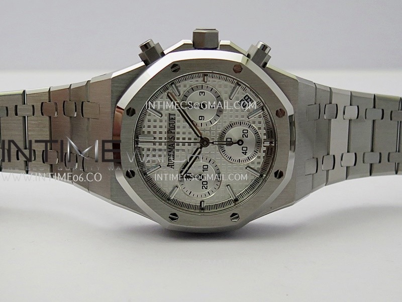 royal-oak-chrono-26240-ss-v2-apsf-11-best-edition-silver-dial-on-ss-bracelet-sa4401-super-clone-free-sprung (2).jpg