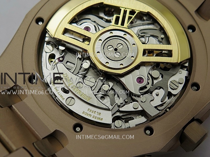 royal-oak-chrono-26240or-rg-apsf-11-best-edition-blue-dial-rg-subdial-on-rg-bracelet-sa4401-super-clone (9).jpg