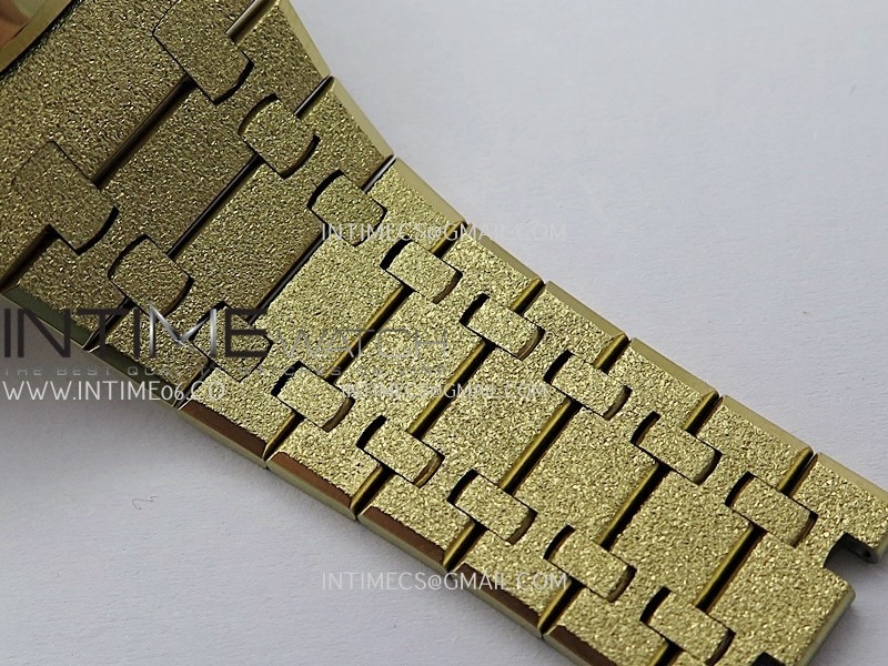 royal-oak-chrono-26240ba-frosted-yg-apsf-11-best-edition-yg-dial-on-bracelet-sa4401-super-clone (5).jpg