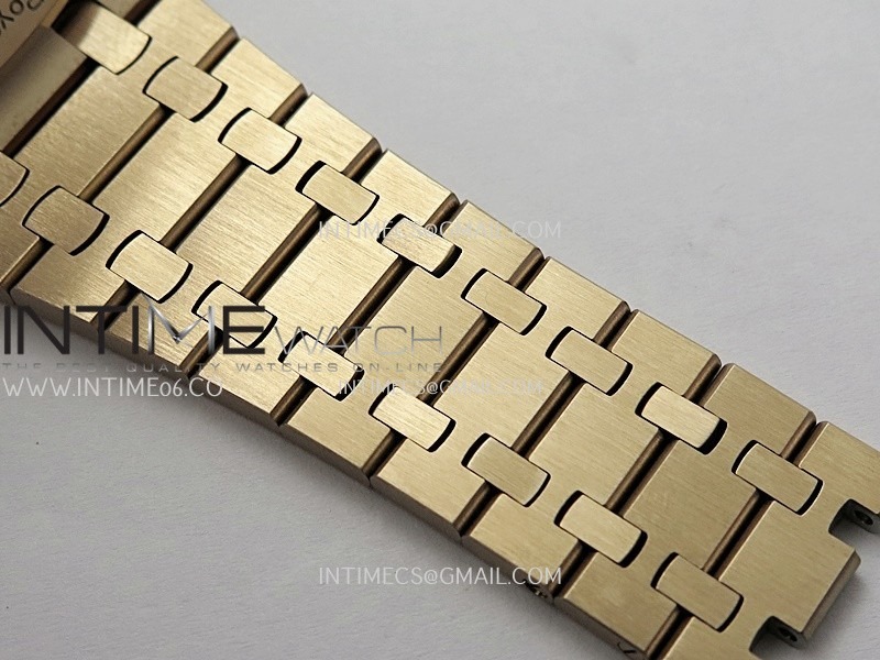 royal-oak-chrono-26240or-rg-v2-apsf-11-best-edition-silver-dial-on-rg-bracelet-sa4401-super-clone-free-sprung (6).jpg