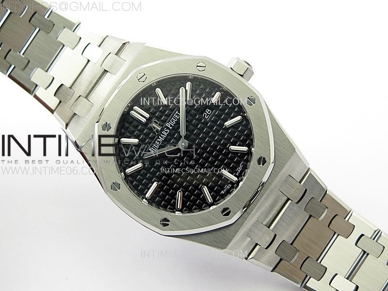 lady-royal-oak-33mm-67651-ss-zf-1-1-best-edition-black-textured-dial-on-ss-bracelet-ronda-quartz (1).jpg