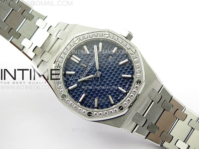 lady-royal-oak-33mm-67651-diamonds-ss-zf-1-1-best-edition-blue-textured-dial-on-ss-bracelet-ronda-quartz (1).jpg
