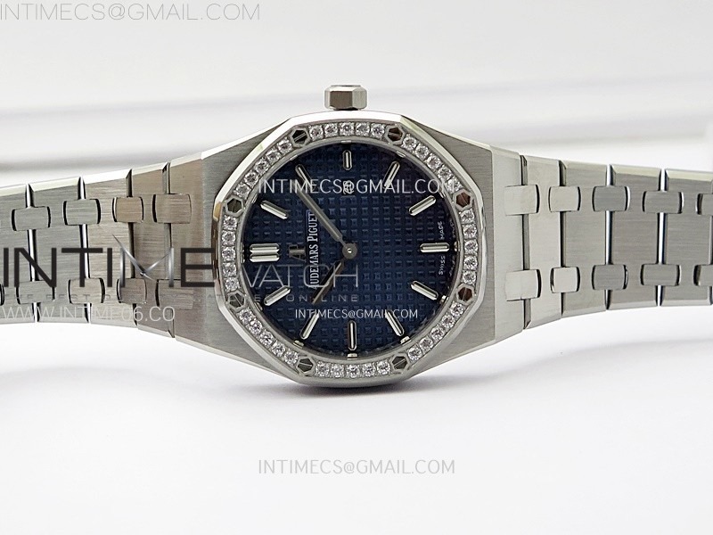 lady-royal-oak-33mm-67651-diamonds-ss-zf-1-1-best-edition-blue-textured-dial-on-ss-bracelet-ronda-quartz (2).jpg