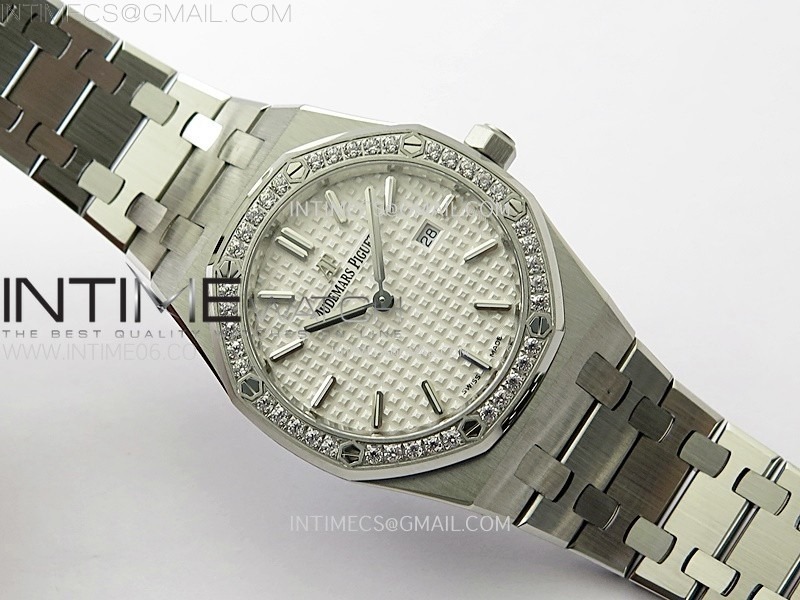 lady-royal-oak-33mm-67651-diamonds-ss-zf-1-1-best-edition-white-textured-dial-on-ss-bracelet-ronda-quartz (1).jpg