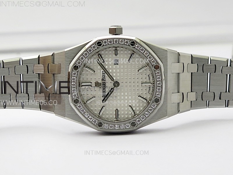 lady-royal-oak-33mm-67651-diamonds-ss-zf-1-1-best-edition-white-textured-dial-on-ss-bracelet-ronda-quartz (2).jpg