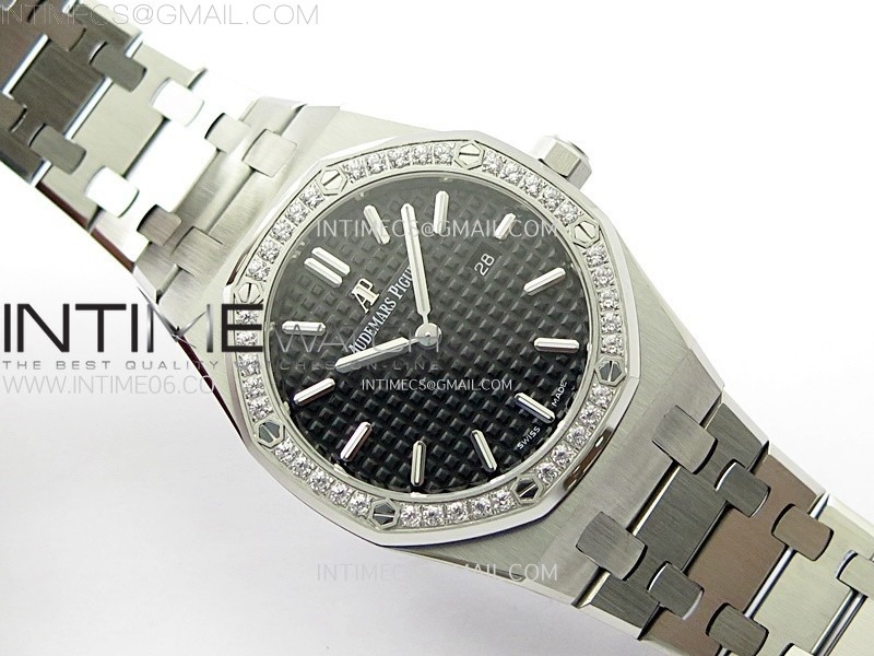 lady-royal-oak-33mm-67651-diamonds-ss-zf-1-1-best-edition-black-textured-dial-on-ss-bracelet-ronda-quartz (1).jpg