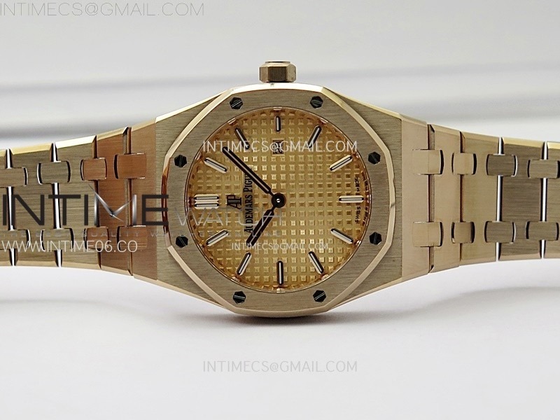 lady-royal-oak-33mm-67651-rg-zf-1-1-best-edition-rg-textured-dial-on-rg-bracelet-ronda-quartz (2).jpg
