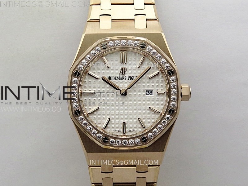 lady-royal-oak-33mm-67651-diamonds-bezel-rg-zf-1-1-best-edition-white-textured-dial-on-rg-bracelet-ronda-quartz.jpg