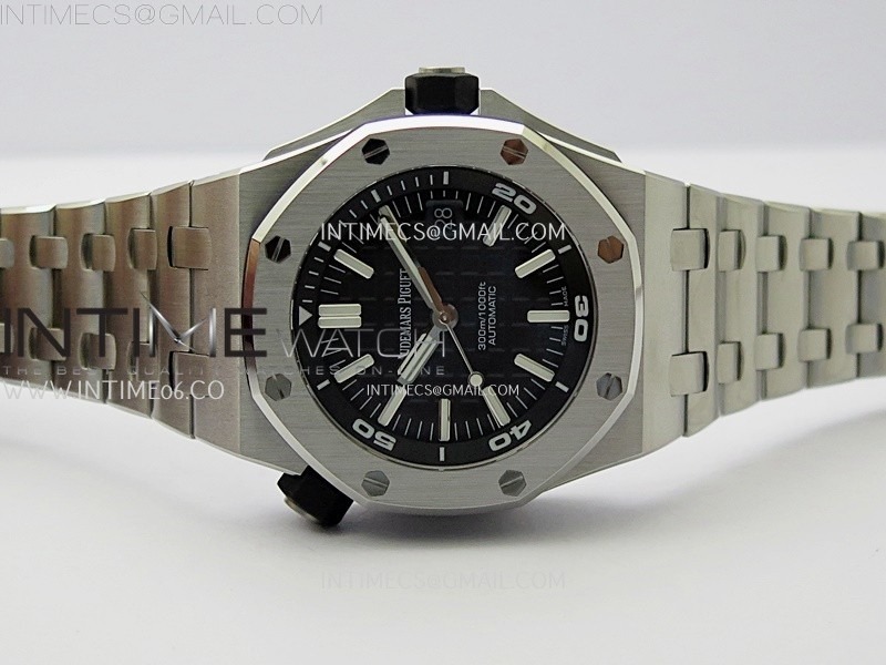 royal-oak-offshore-diver-15703-apsf-1-1-best-edition-black-dial-on-ss-bracelet-sa3120-super-clone (2).jpg