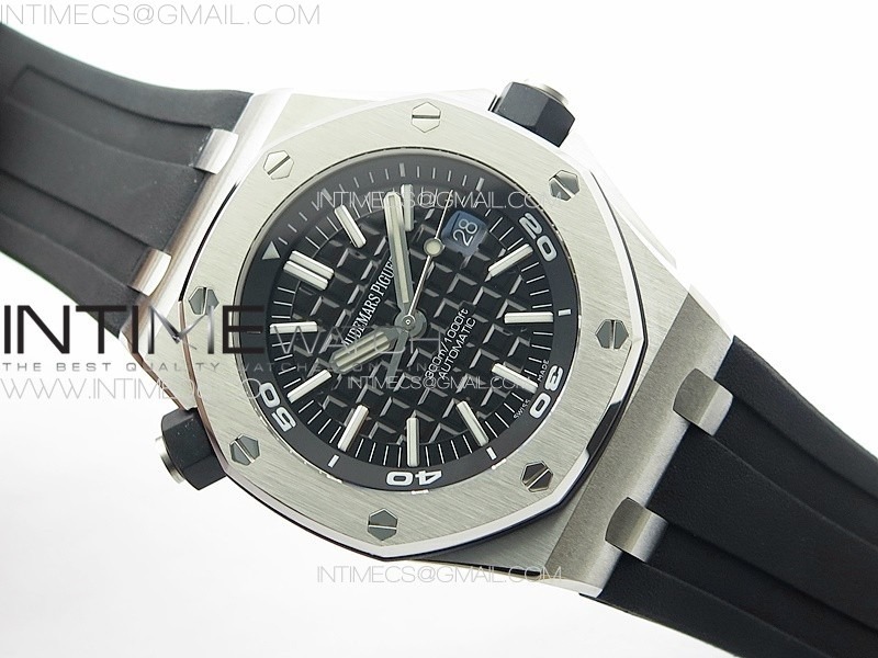 royal-oak-offshore-diver-15710-apsf-1-1-best-edition-black-dial-on-black-rubber-strap-v2-a3120-super-clone (1).jpg
