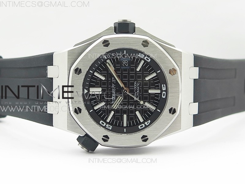 royal-oak-offshore-diver-15710-apsf-1-1-best-edition-black-dial-on-black-rubber-strap-v2-a3120-super-clone (2).jpg