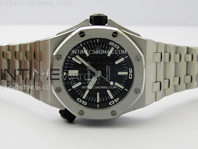 royal-oak-offshore-diver-15710-apsf-1-1-best-edition-black-dial-on-ss-bracelet-sa3120-super-clone (2).jpg