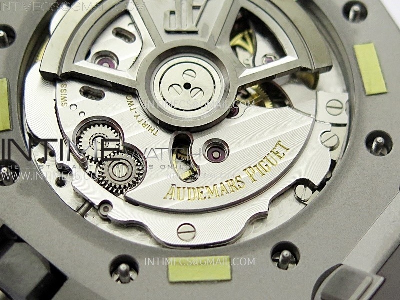 royal-oak-offshore-diver-15720-apsf-1-1-best-edition-gray-dial-on-gray-rubber-strap-sa4308 (10).jpg