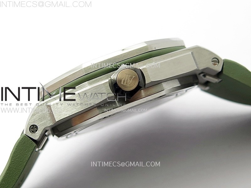 royal-oak-offshore-diver-15720-apsf-1-1-best-edition-green-dial-on-green-rubber-strap-sa4308 (3).jpg