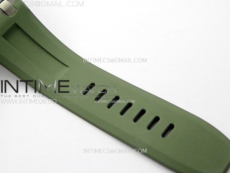 royal-oak-offshore-diver-15720-apsf-1-1-best-edition-green-dial-on-green-rubber-strap-sa4308 (7).jpg