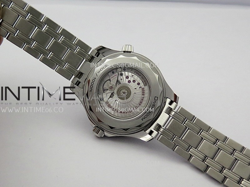 seamaster-diver-300m-green-ceramic-bezel-v4-vsf-11-best-edition-green-dial-on-ss-bracelet-super-clone-asian-8800 (9).jpg