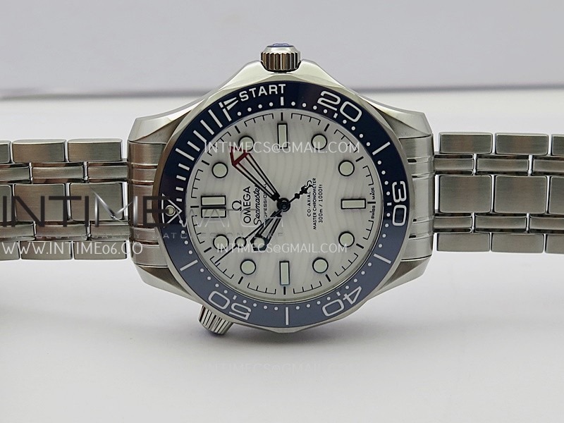 seamaster-diver-300m-americas-cup-ss-v4-vsf-11-best-edition-white-wave-ceramic-dial-on-ss-bracelet-super-clone-asian-8800 (2).jpg
