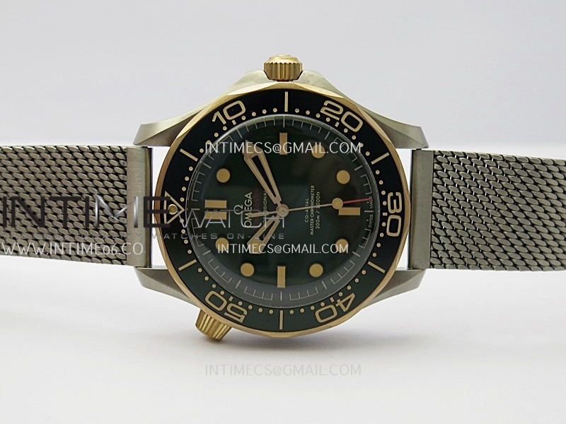 seamaster-300m-diver-titaniumbronze-gold-vsf-11-best-edition-green-dial-on-titanium-mesh-bracelet-asian-super-clone-8806 (2).jpg