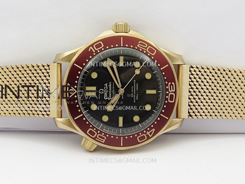 seamaster-300m-no-time-to-die-bronze-gold-vsf-11-best-edition-black-dial-on-bronze-gold-mesh-bracelet-sa8806-super-clone (2).jpg